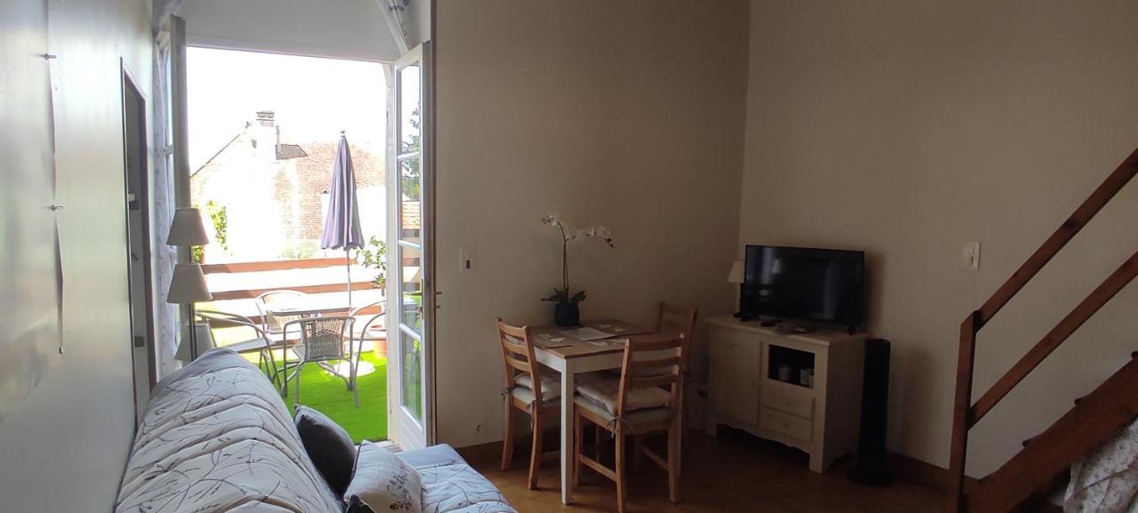 Ferienwohnung Aux Nids D'Hirondelles Pouilly-sur-Loire Exterior foto