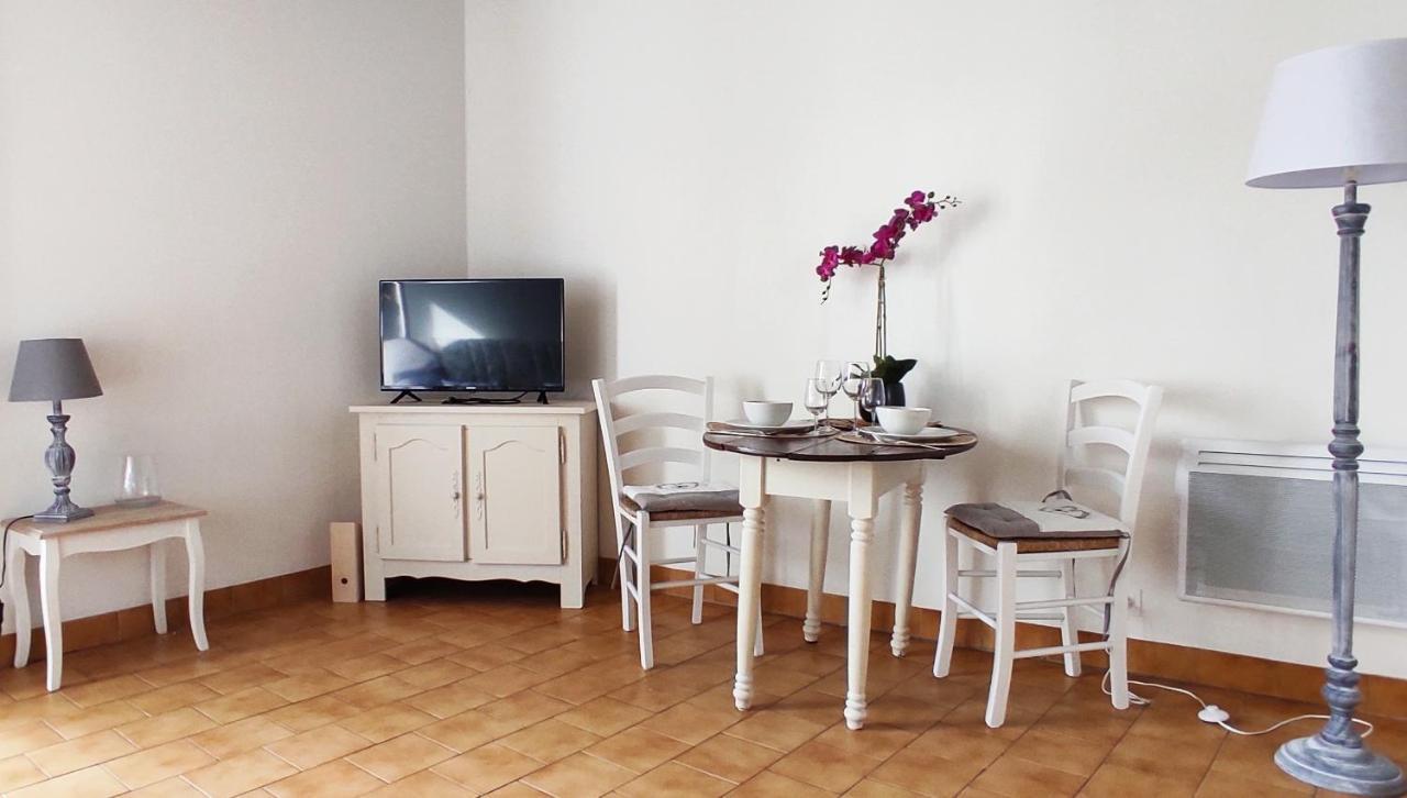 Ferienwohnung Aux Nids D'Hirondelles Pouilly-sur-Loire Exterior foto